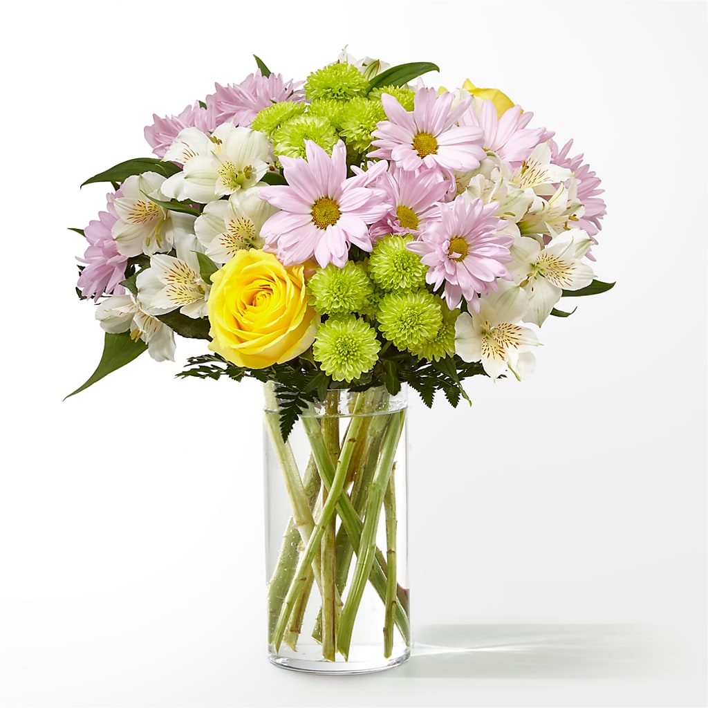 Sweet Spring Delight Bouquet – Reedley Flower Shop, Reedley CA