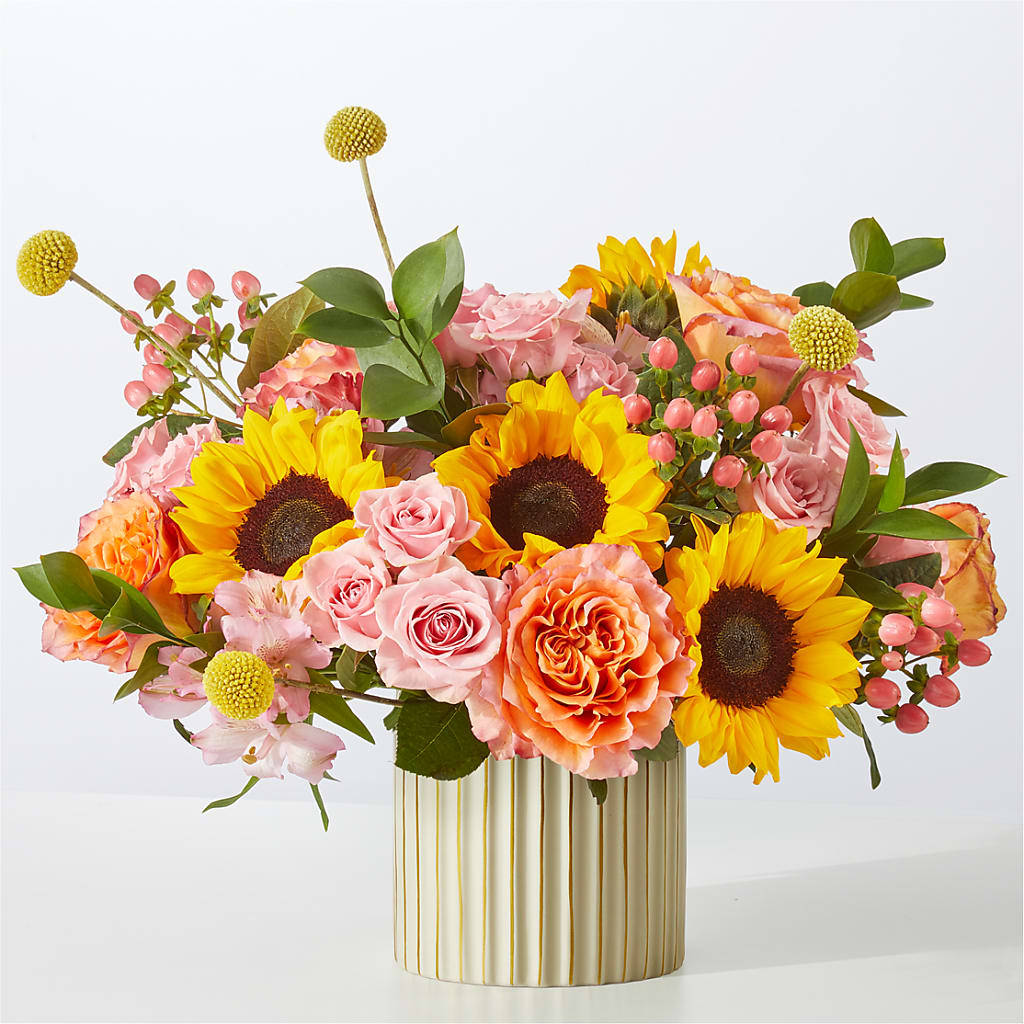 Sun's Out Bouquet – Reedley Flower Shop, Reedley CA