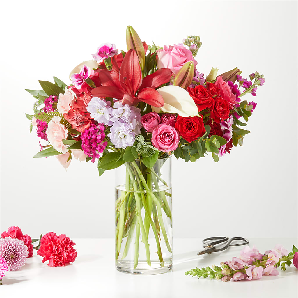 Swooning Over You - A Luxury Florist Original – Reedley Flower Shop, Reedley CA