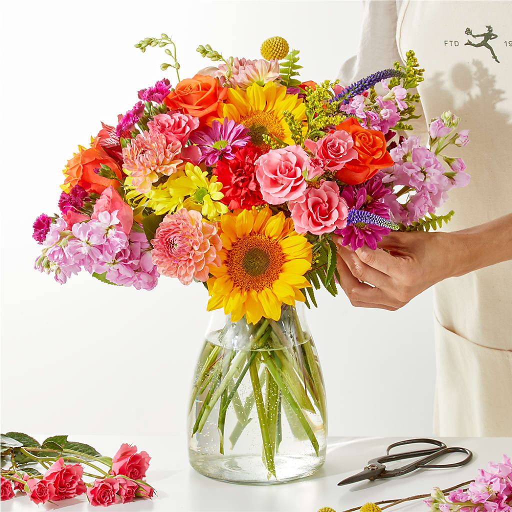 Cue the Confetti - A Florist Original – Reedley Flower Shop, Reedley CA