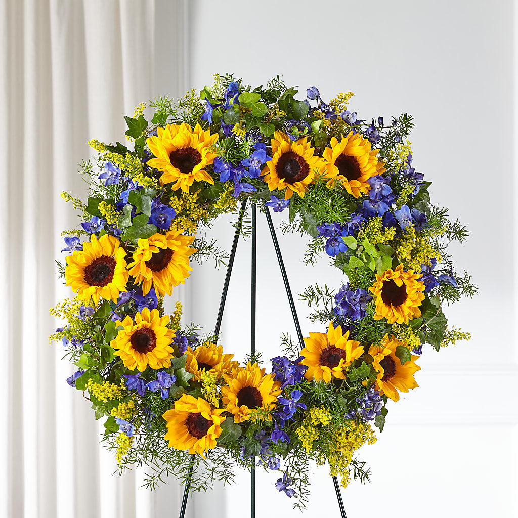 Bright Rays Wreath – Reedley Flower Shop, Reedley CA