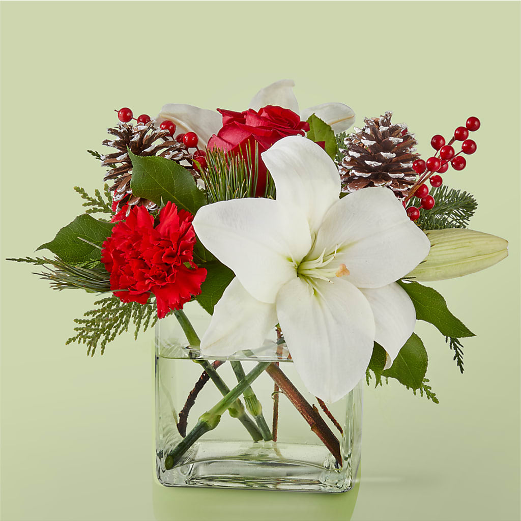 Glistening Icicles Bouquet – Reedley Flower Shop, Reedley CA