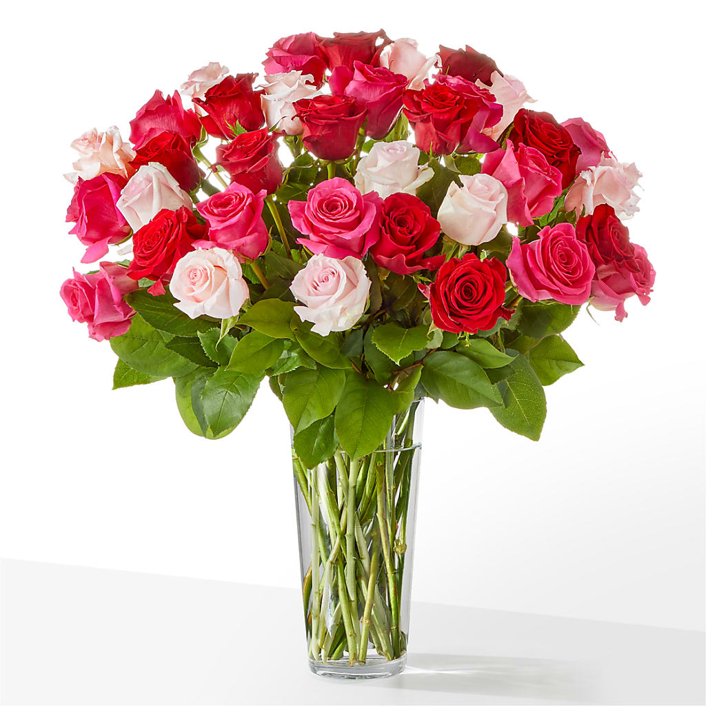 Charming Rose Bouquet – Reedley Flower Shop, Reedley CA