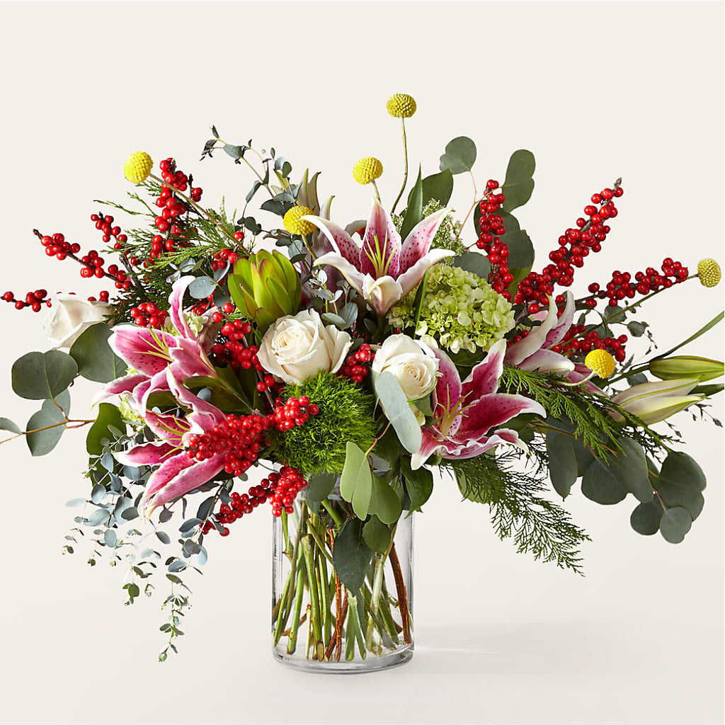 Berry & Bright Bouquet – Reedley Flower Shop, Reedley CA