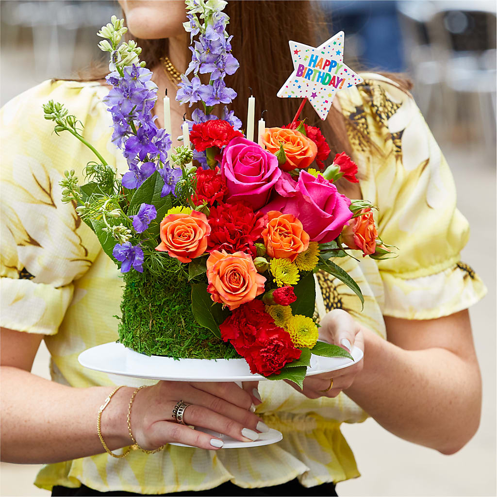 Best Year Yet Floral Cake – Reedley Flower Shop, Reedley CA