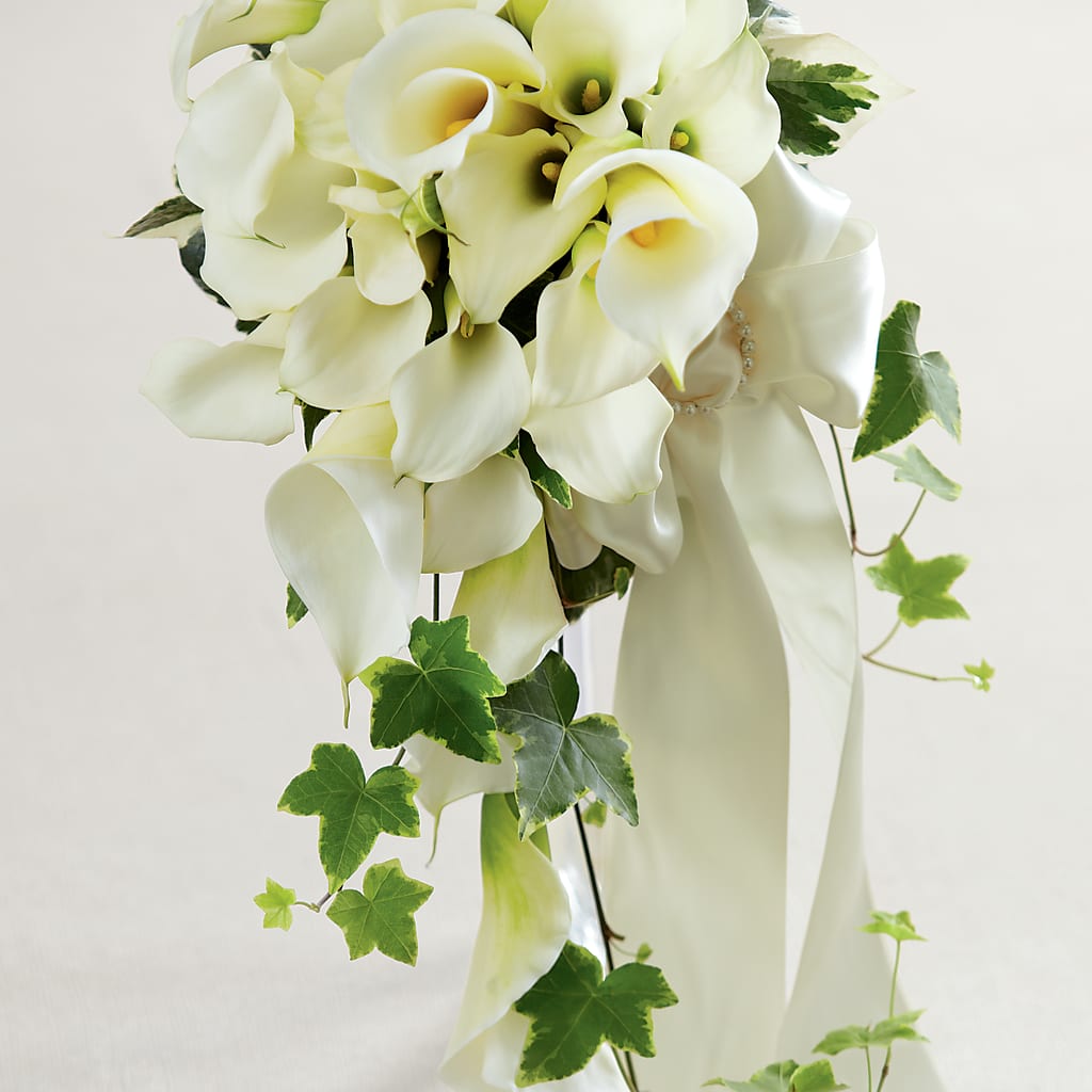 White Chapel Bouquet – Reedley Flower Shop, Reedley CA