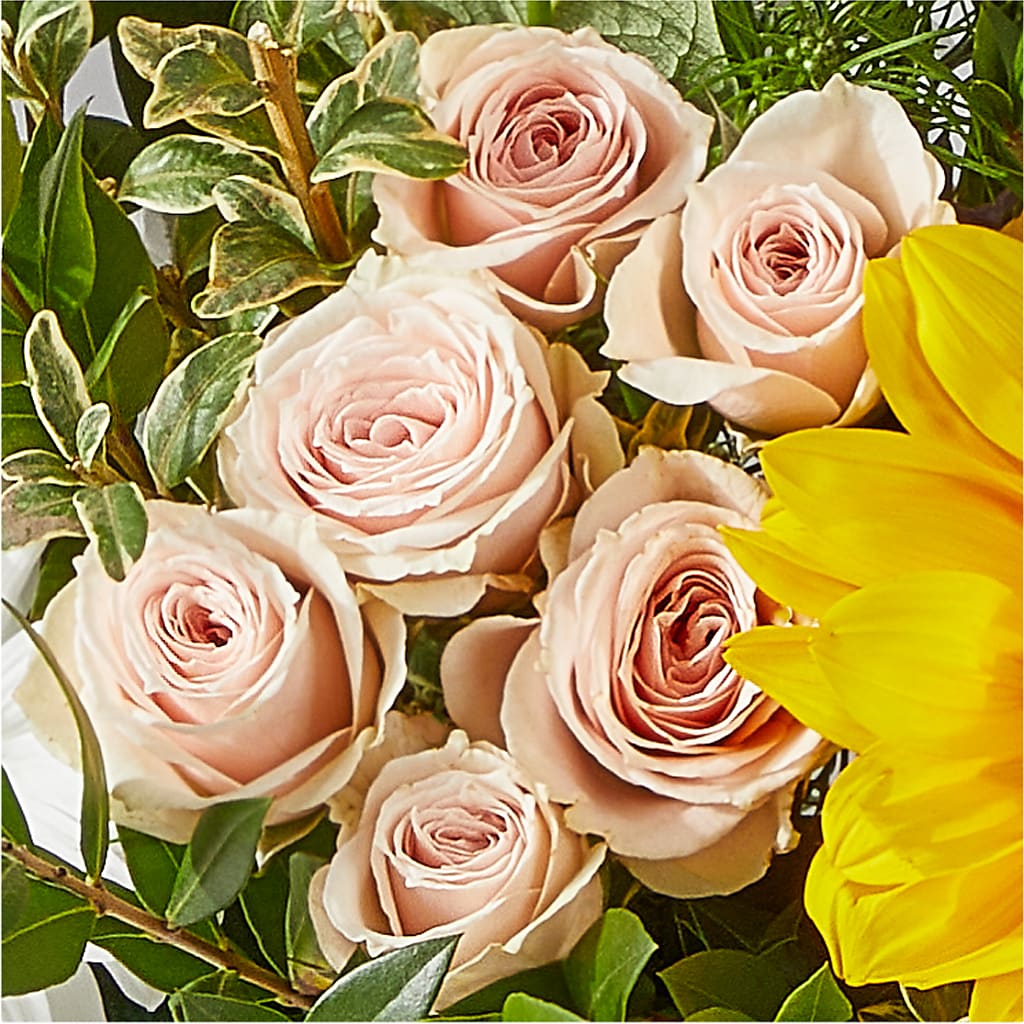 The Good Life Bouquet –  Reedley Flower Shop, Reedley CA
