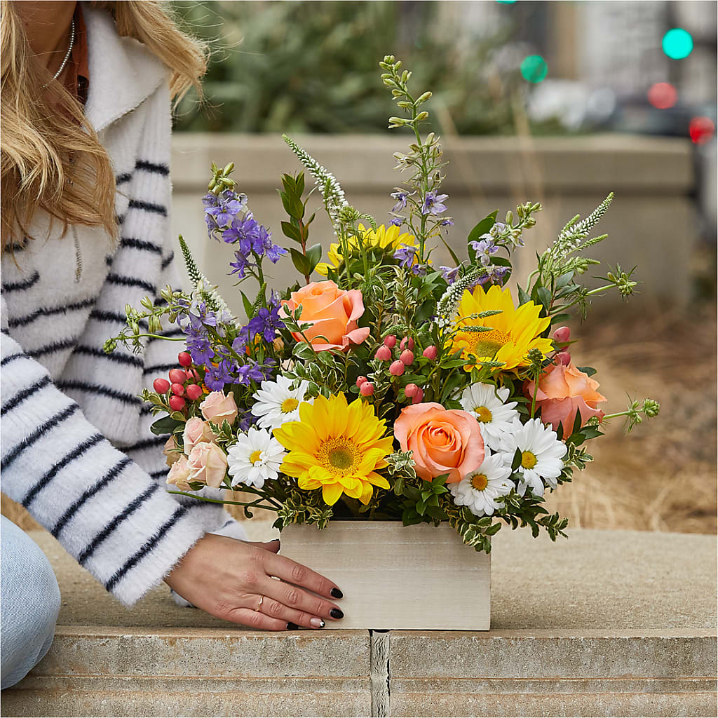 The Good Life Bouquet –  Reedley Flower Shop, Reedley CA