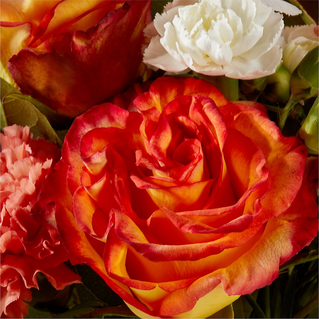 Apricot Glow Bouquet –  Reedley Flower Shop, Reedley CA