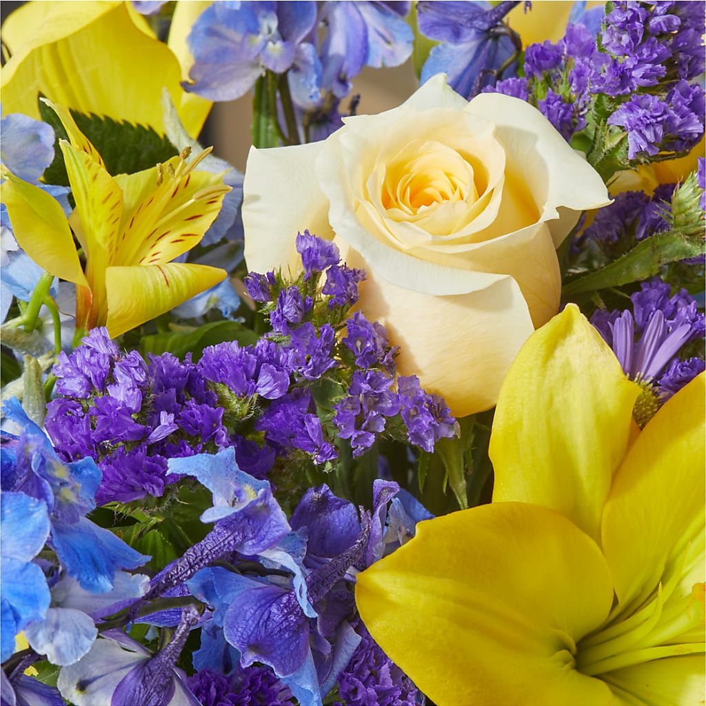 Limoncello Bouquet –  Reedley Flower Shop, Reedley CA