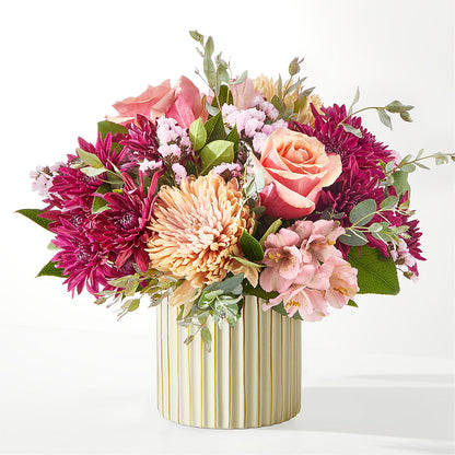 Berry Cobbler Bouquet with Ivory Vase –  Reedley Flower Shop, Reedley CA