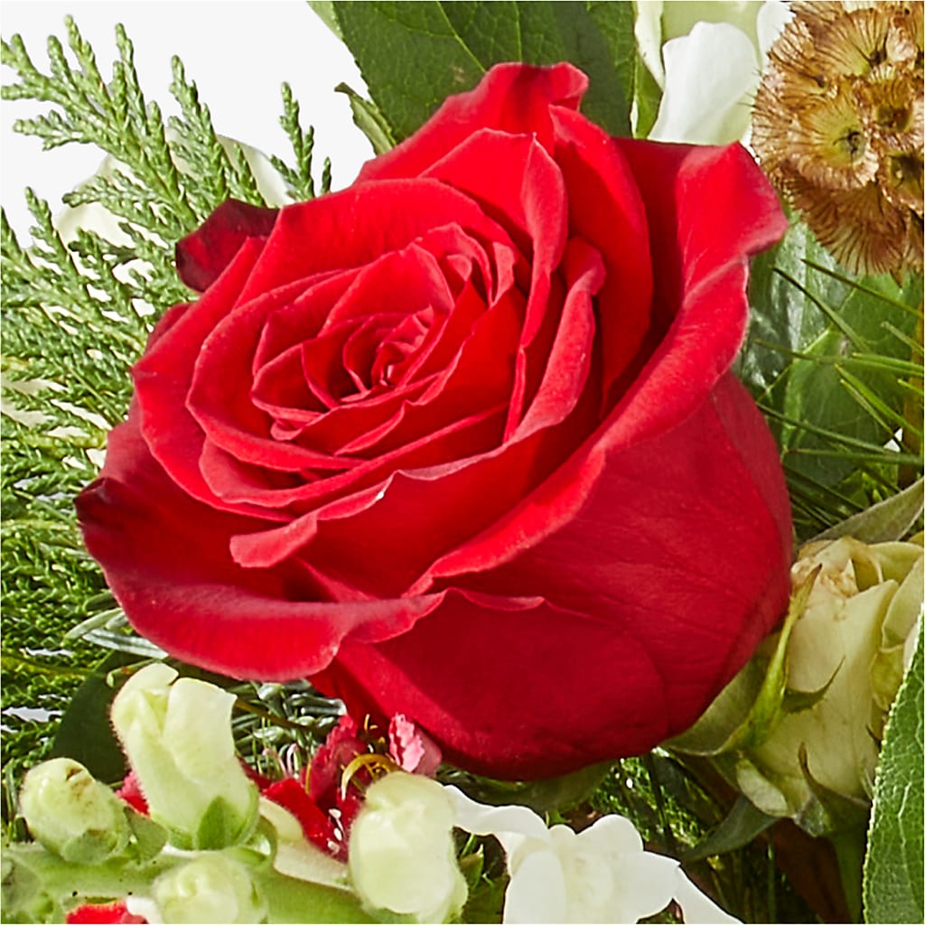 Deck the Halls Bouquet –  Reedley Flower Shop, Reedley CA