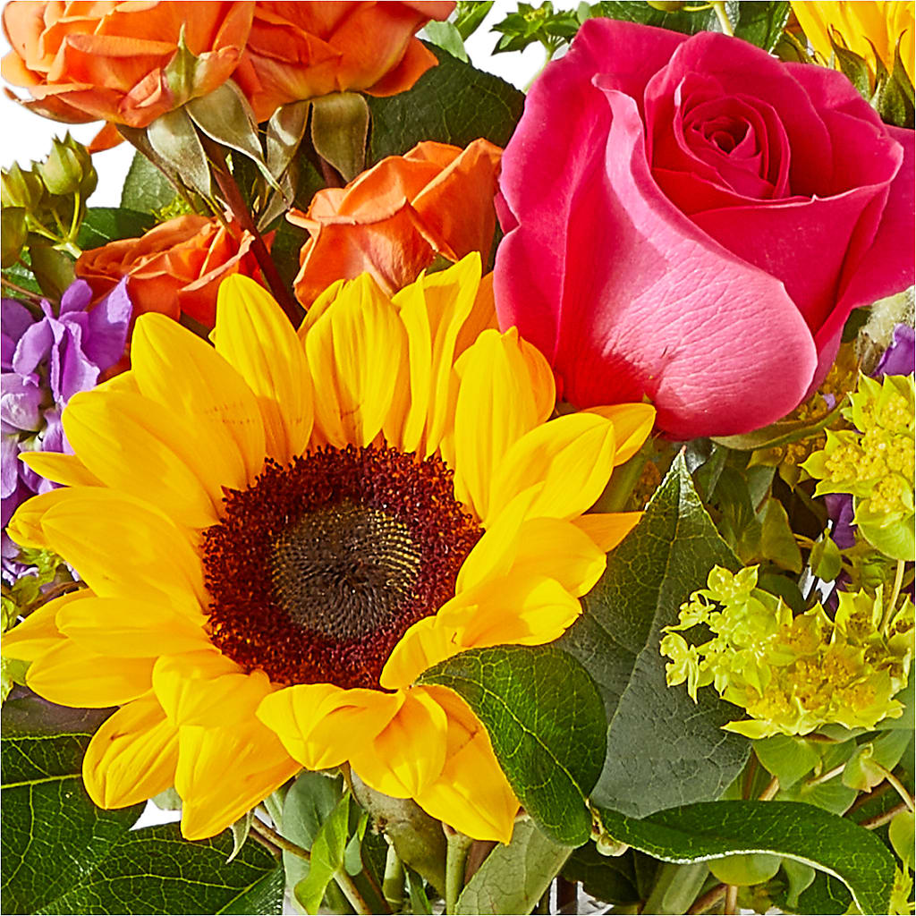 Vibrant Greetings Bouquet –  Reedley Flower Shop, Reedley CA