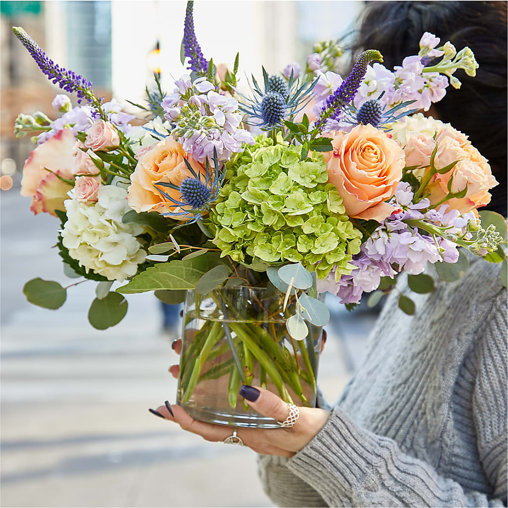 Porch Swing Bouquet –  Reedley Flower Shop, Reedley CA