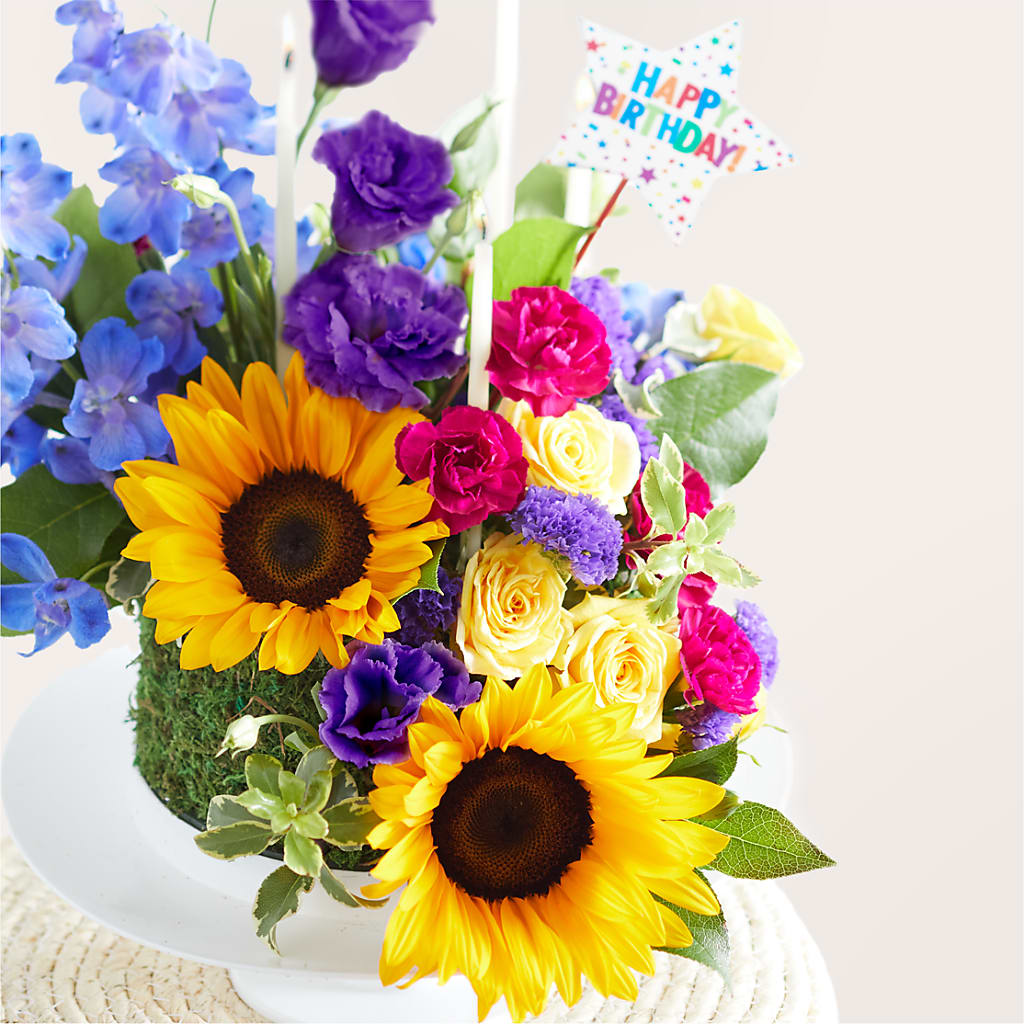 Star of the Day Floral Cake –  Reedley Flower Shop, Reedley CA